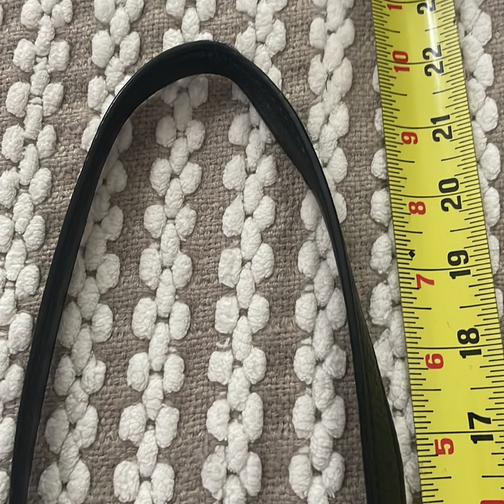 Kate Spade ♠️ black quilted purse - Picture 10 of 13